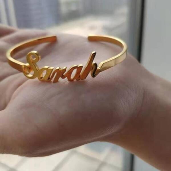 Leave/Round Style Bracelet Adjustable