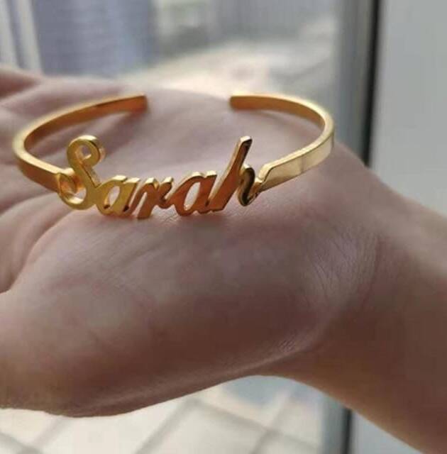 Leave/Round Style Bracelet Adjustable