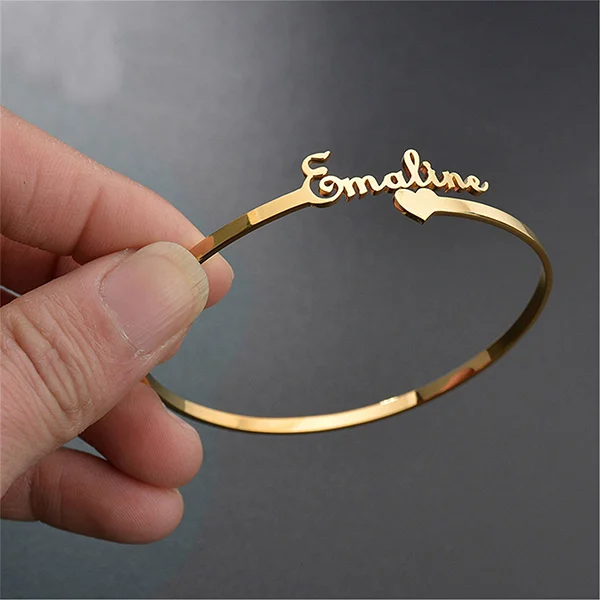Gold Plated Jewellery in Pakistan – T-Shaped Hand Bracelet